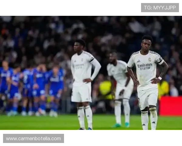 皇马更衣室权力重新分配,球队内部格局变化,对赛季走势形成制约 皇马更衣室权力重新分配,球队内部格局变化,对赛季走势形成制约