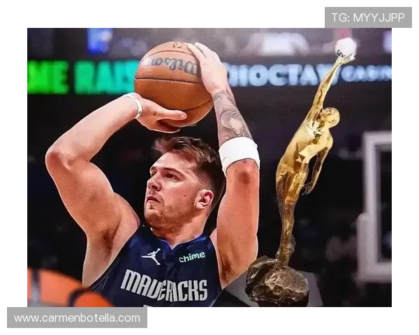 一场球打完换三套衣服的东契奇，真不是普通人的节奏